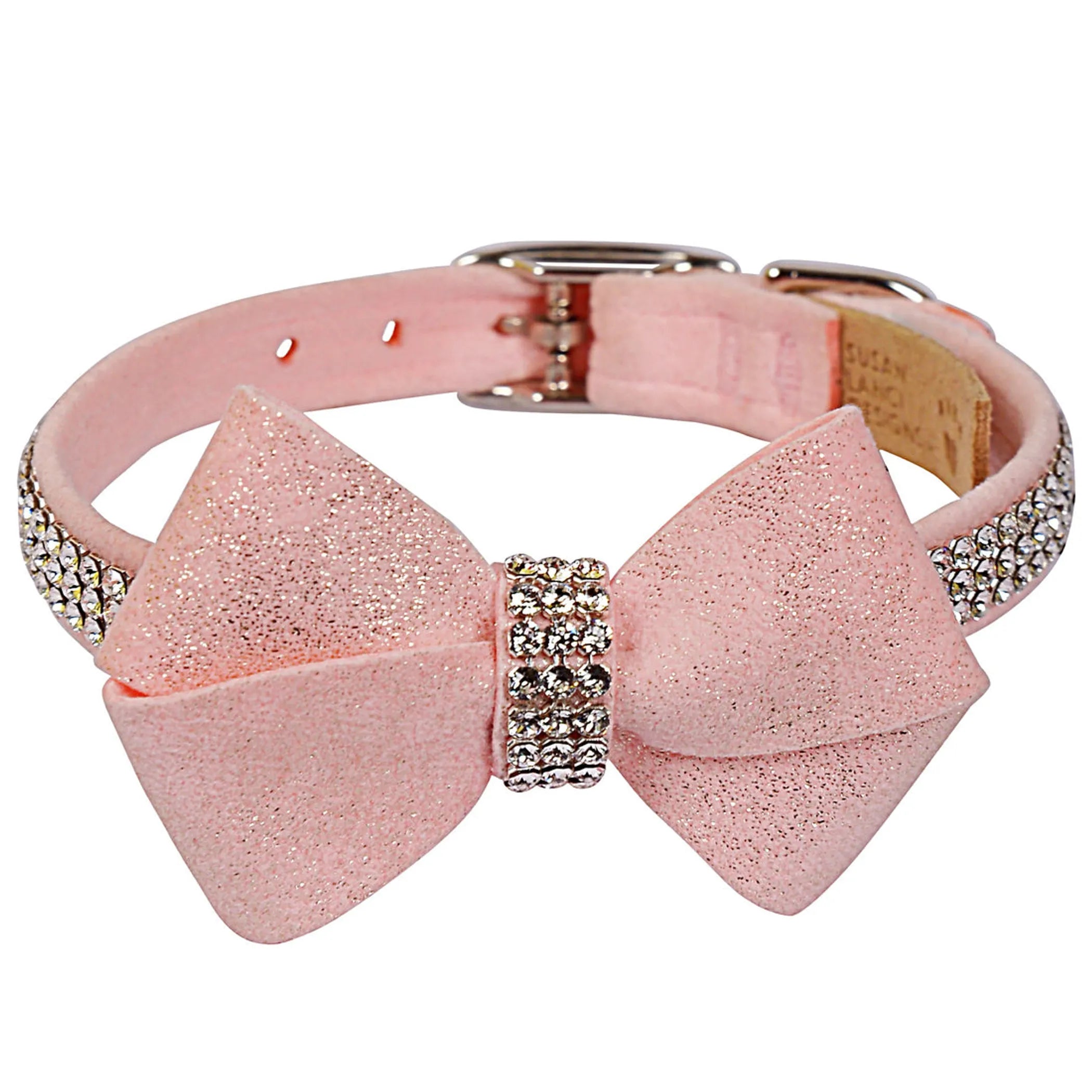 Susan Lanci Designs puppy pink glitzerati Nouveau bow on a 3-row Giltmore pet collar, showcasing elegant pink and glitter details.