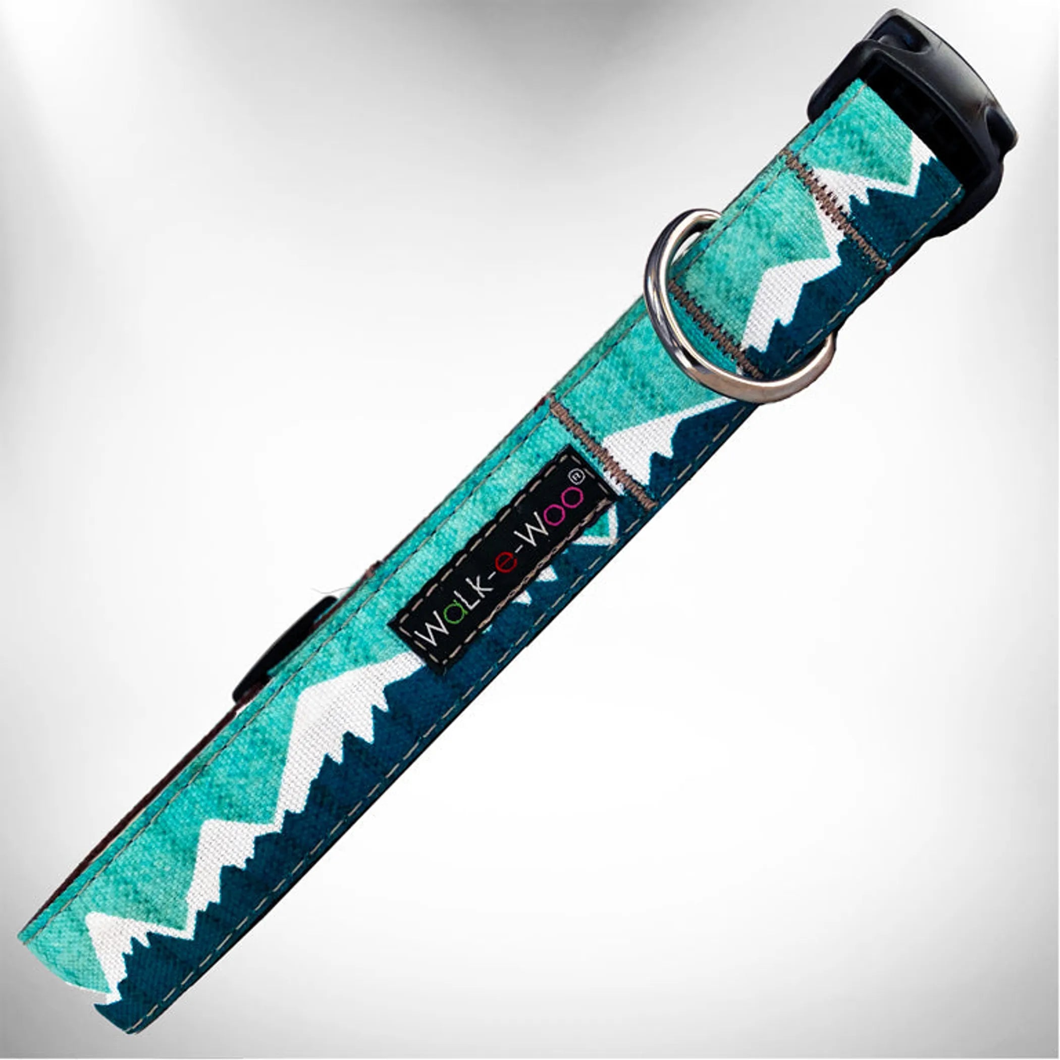 Walk-e-Woo mountain dog collar featuring durable nylon strap and metal buckle, designed for large and strong dogs.