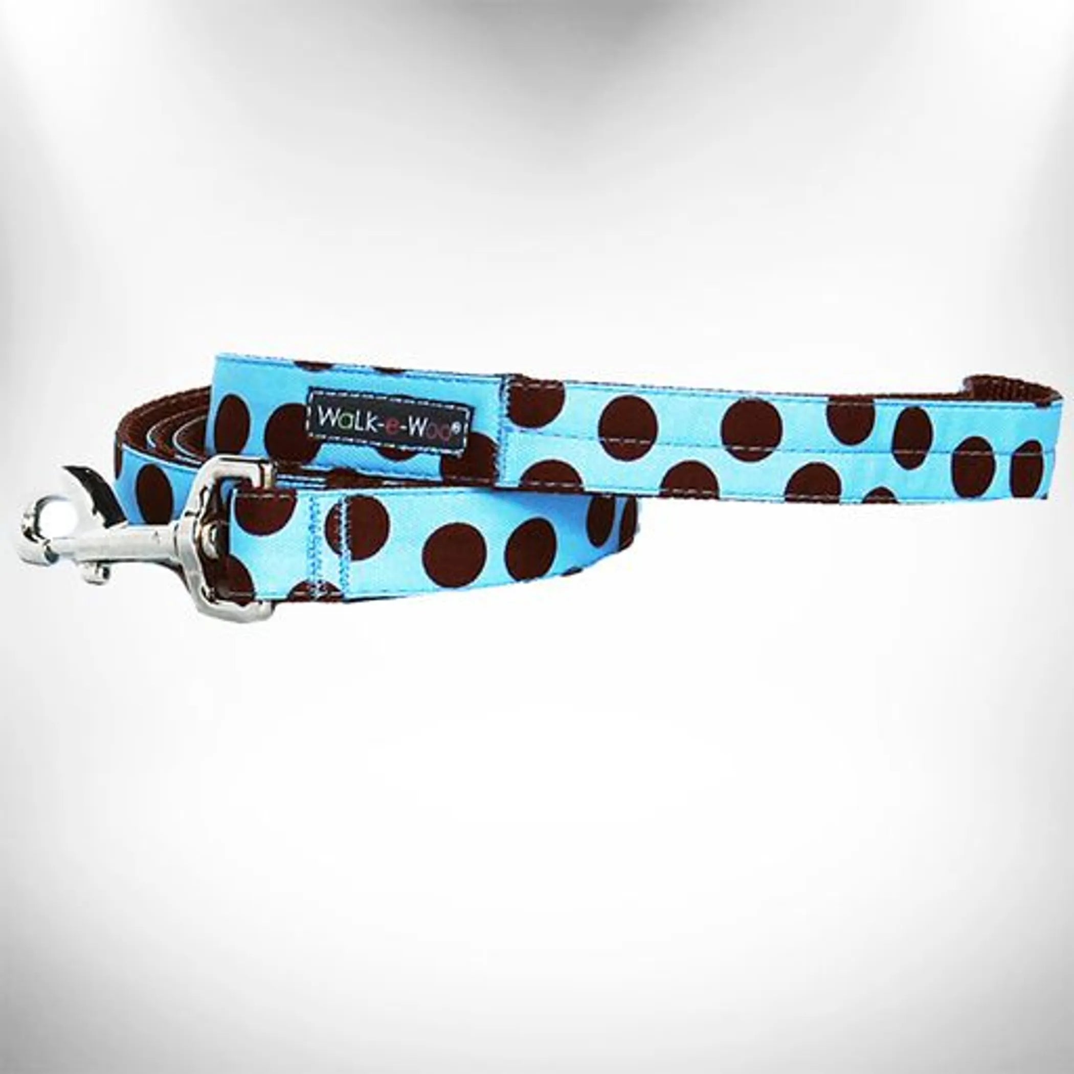 Polka dot dog lead from Walk-e-Woo, durable dog collar with a vibrant polka dot pattern for everyday walks.