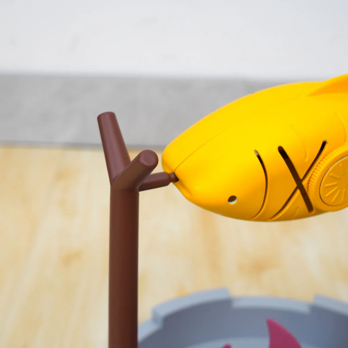 Interactive Cat Treat Dispenser & Slow Feeder – Grilled Fish Puzzle Toy