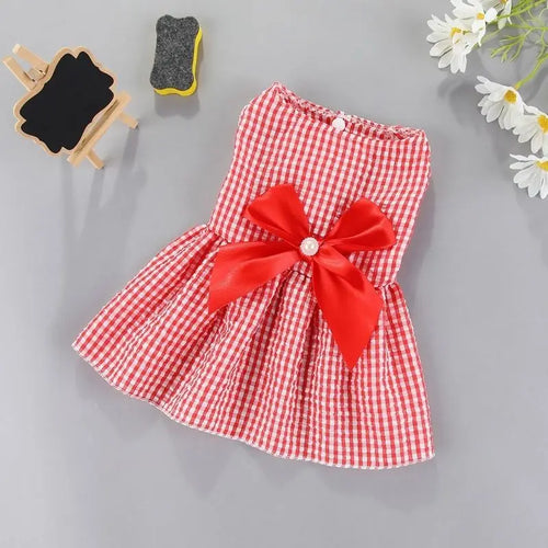 Small purple dog flower princess dress for small dogs, featuring floral details, suitable for pets like kittens or Teddy breeds.