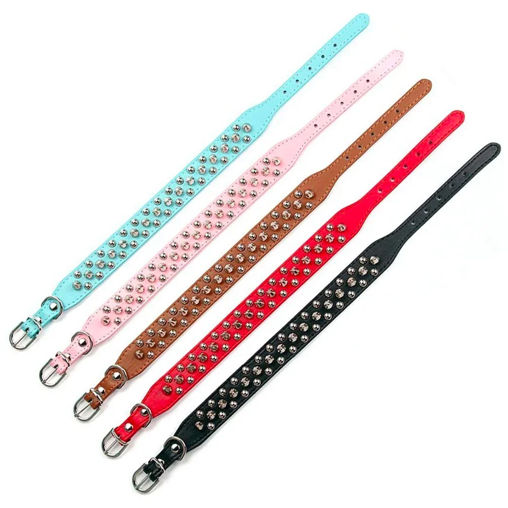 Pink adjustable leather dog collar with punk-style design, featuring a sturdy neck strap and PU leather material.