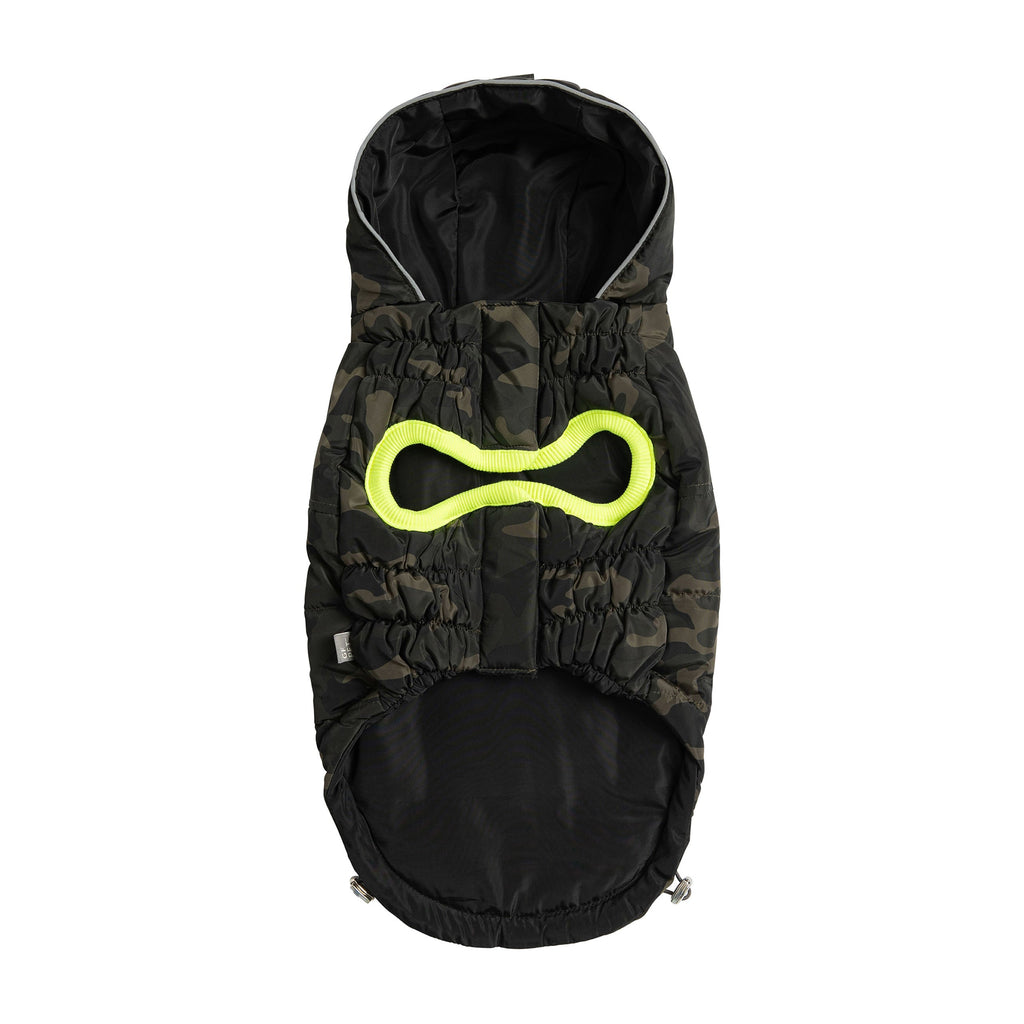 Beige Antigone recycled camouflage pet parka, lightweight and warm, with a camouflage pattern for outdoor walks.