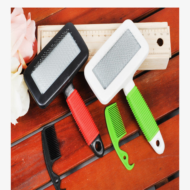 Brandywines Time pet grooming steel comb with green handle, designed for gentle pet massage and detangling pet fur.